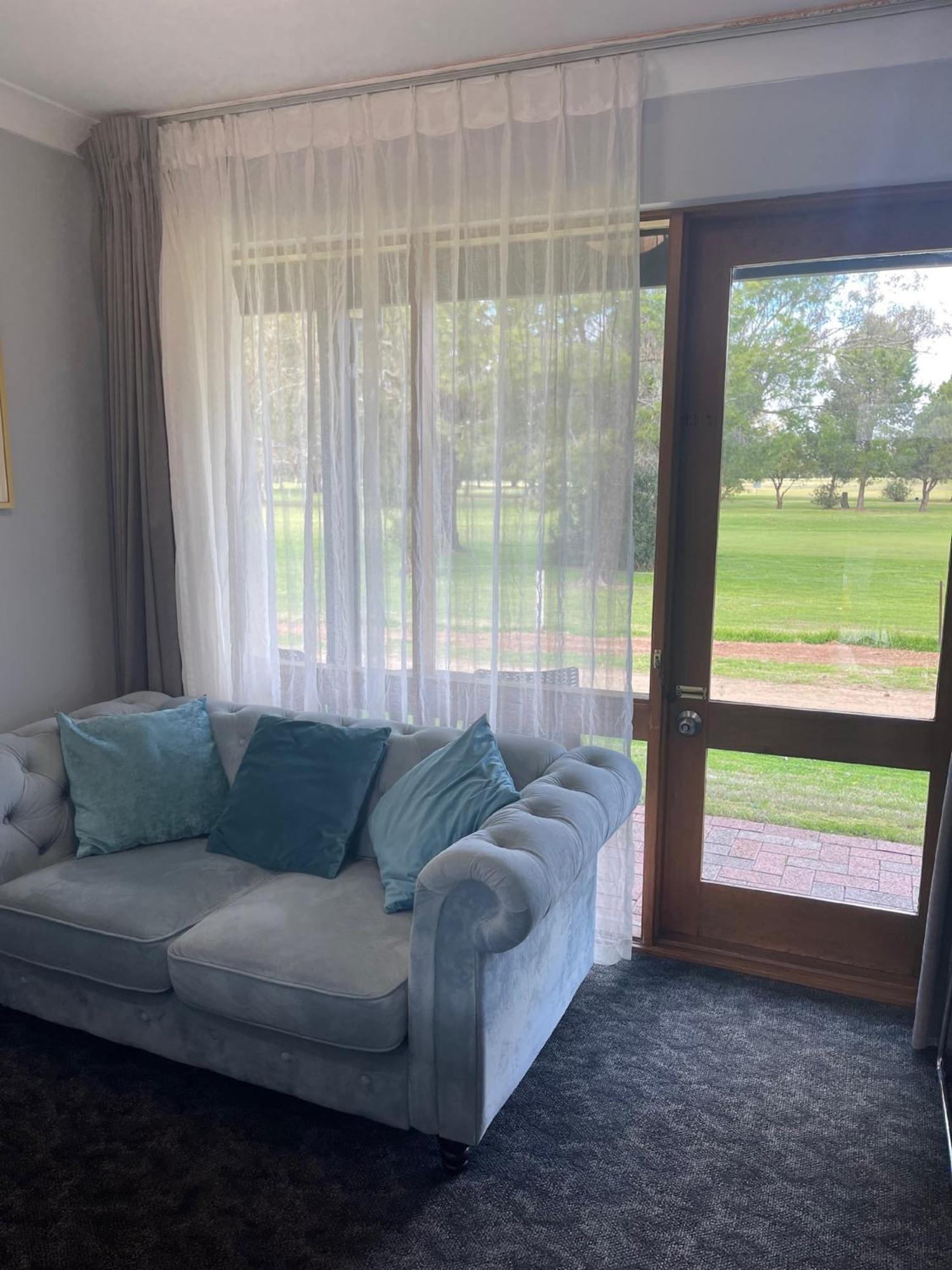 פורבס Town & Country Motor Inn חדר תמונה
